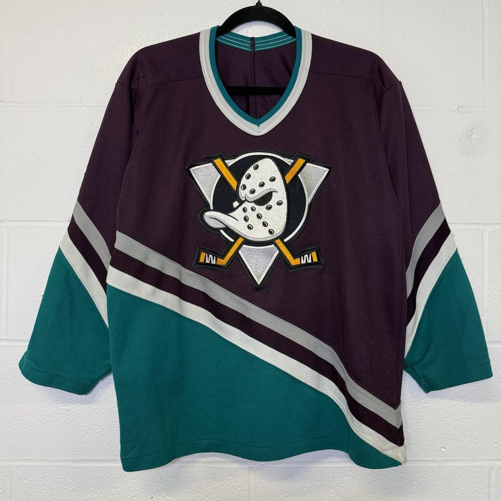 VINTAGE 90s NHL MIGHTY DUCKS CCM HOCKEY JERSEY SIZE M - Picture 9 of 9